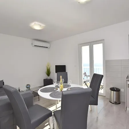 Danolic Apartman *