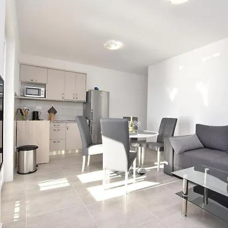 Apartman Danolic *